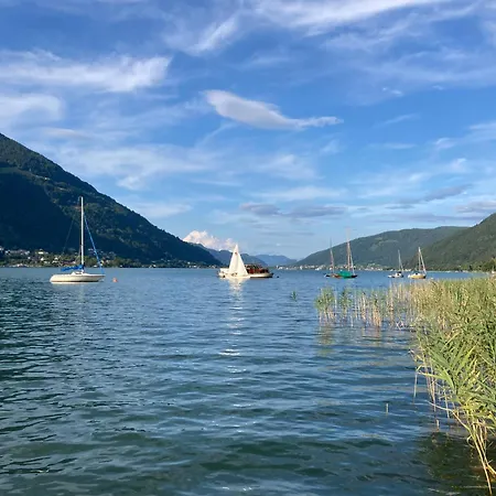 Mit Seeblick & Seezugang Φίλλαχ