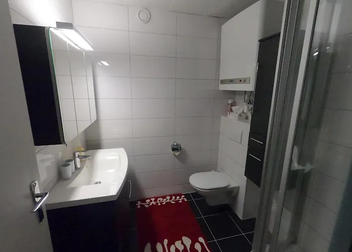 Mit Seeblick & Seezugang Apartament Villach