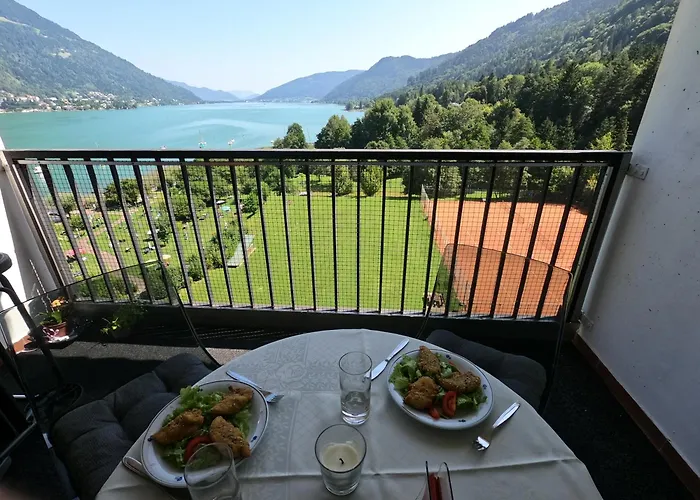 Mit Seeblick & Seezugang Apartament Villach